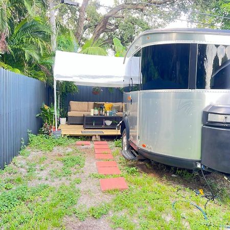 Apartament Work, Rest And Play: Wifi, Tv And Backyard Bliss North Miami Beach Zewnętrze zdjęcie
